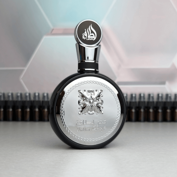 Lattafa - Fakhar Black.png