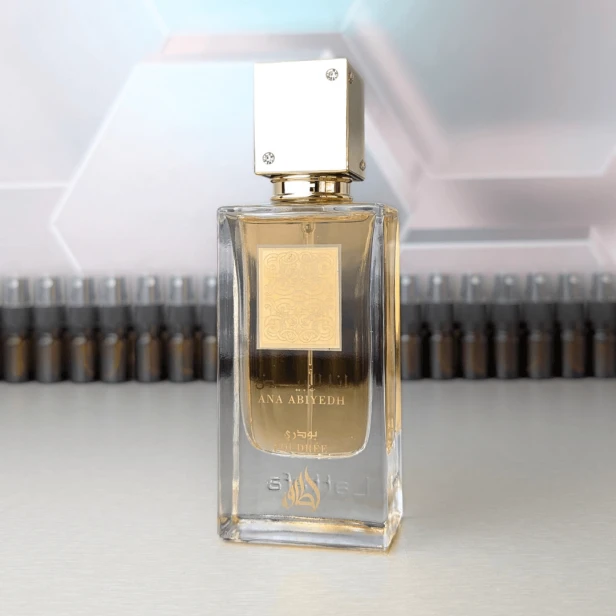 Lattafa - Ana Abiyedh Poudree.png